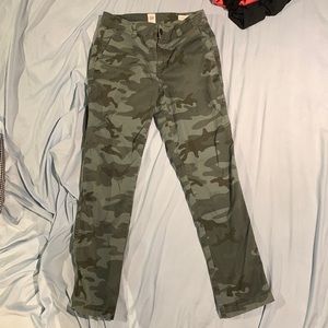 Gap Girlfriend Khaki Camo Pants